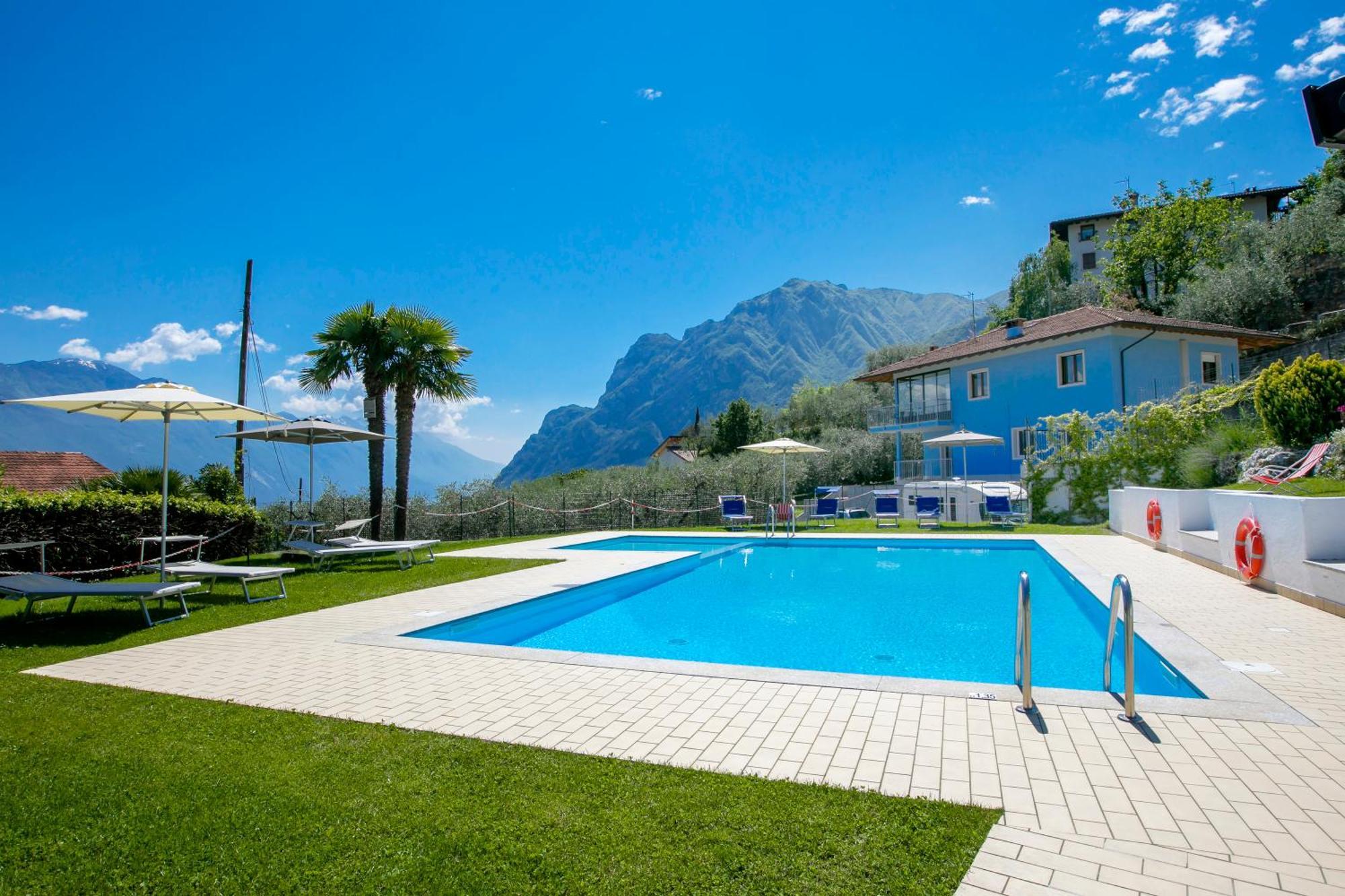 טנו Residence Christina Due Laghi - Happy Rentals מראה חיצוני תמונה